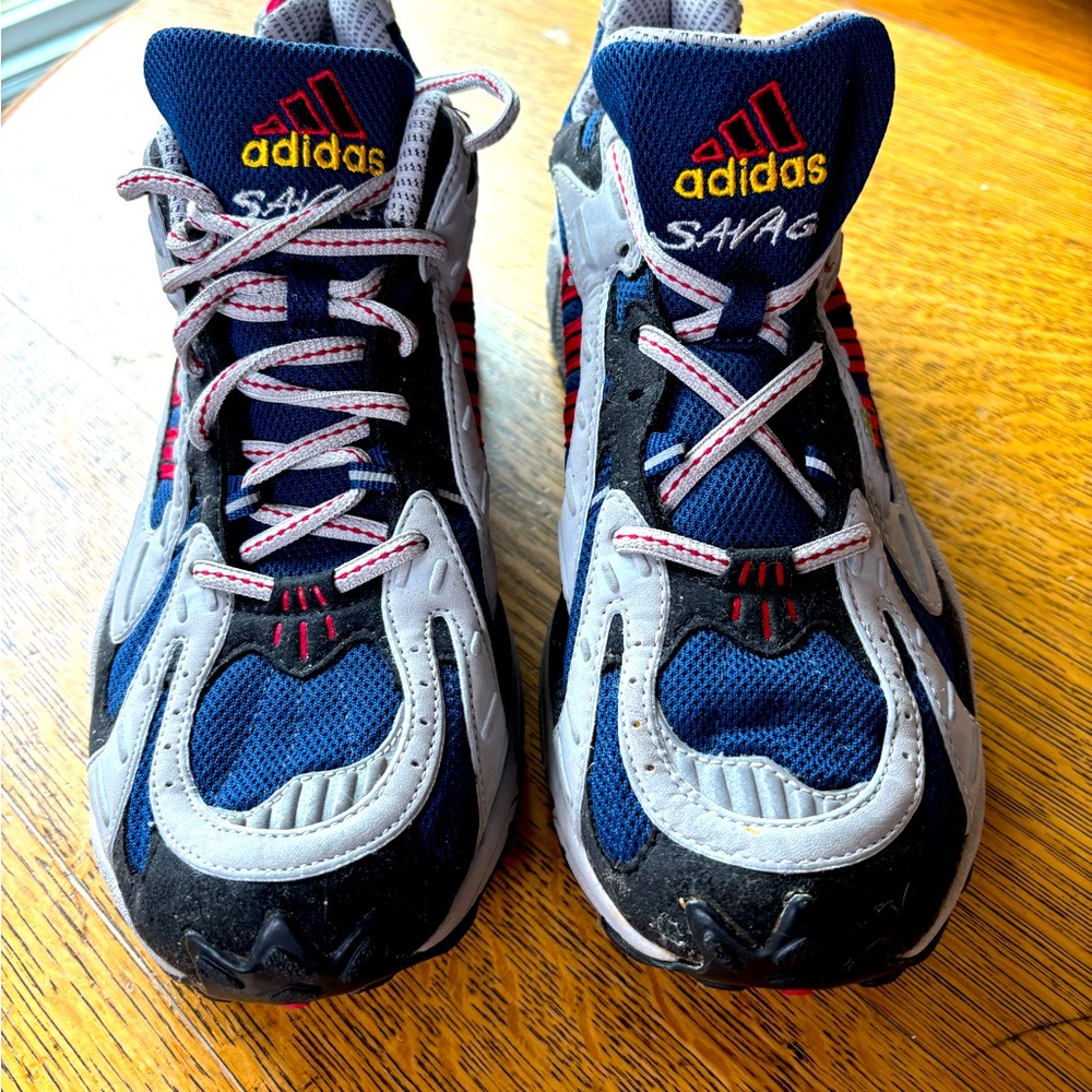 Men’s size 10.5 adidas Savage shoes. Original tag still on. Never worn